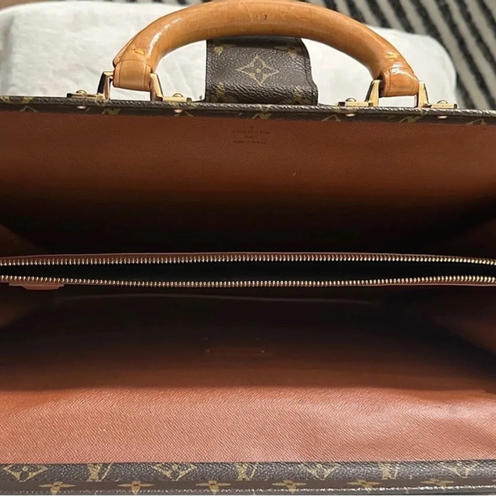 Louis Vuitton Classic Monogram Serviette Conseiller Briefcase